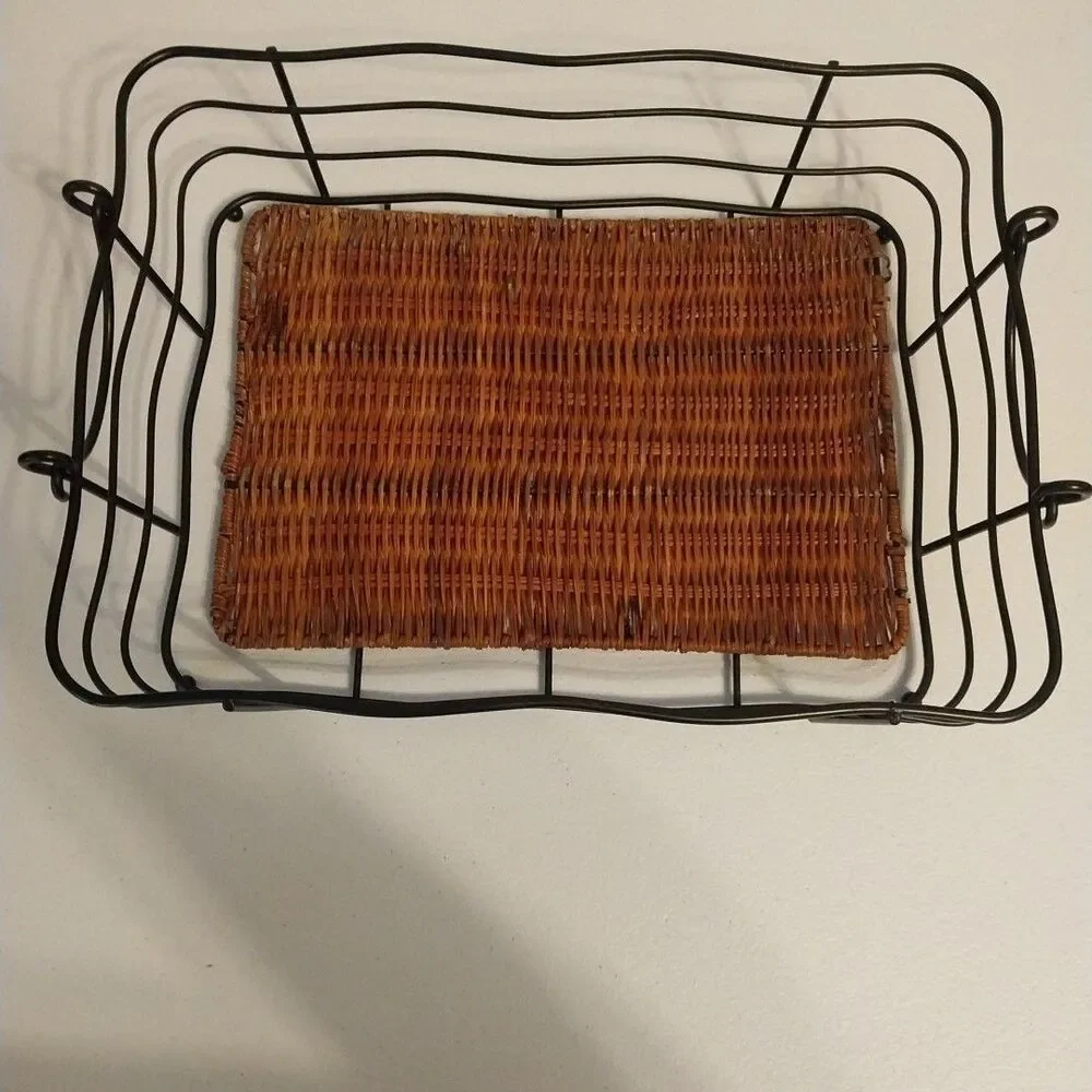 Temp-tations Red Fruit Basket 3 Pc Casserole Dish Set w Basket Trivet